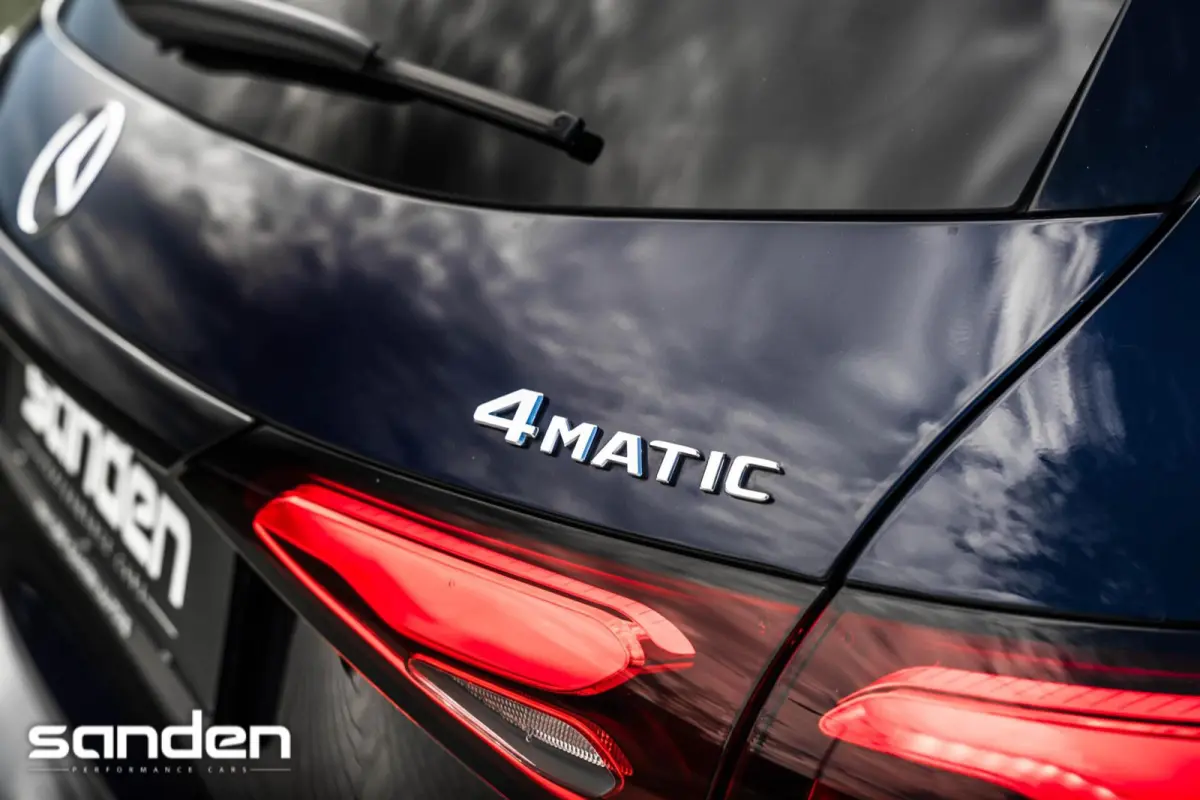 400e 4MATIC AMG Line |381pk|Premium Plus|Pano|Digital|HUD