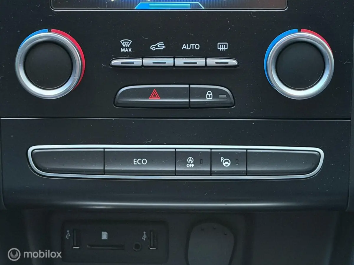 1.2 TCe Bose |Pano|Camera|Keyless|Nap