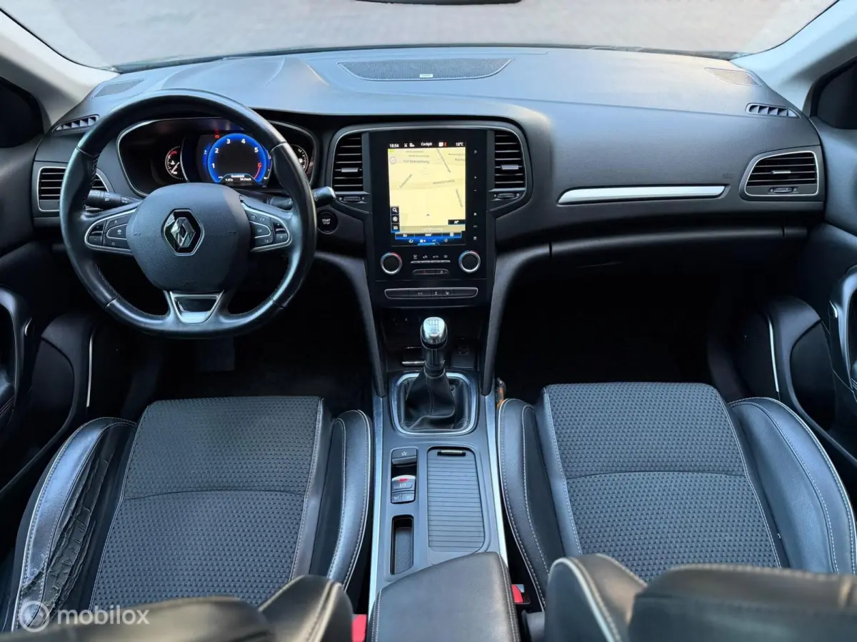 1.2 TCe Bose |Pano|Camera|Keyless|Nap