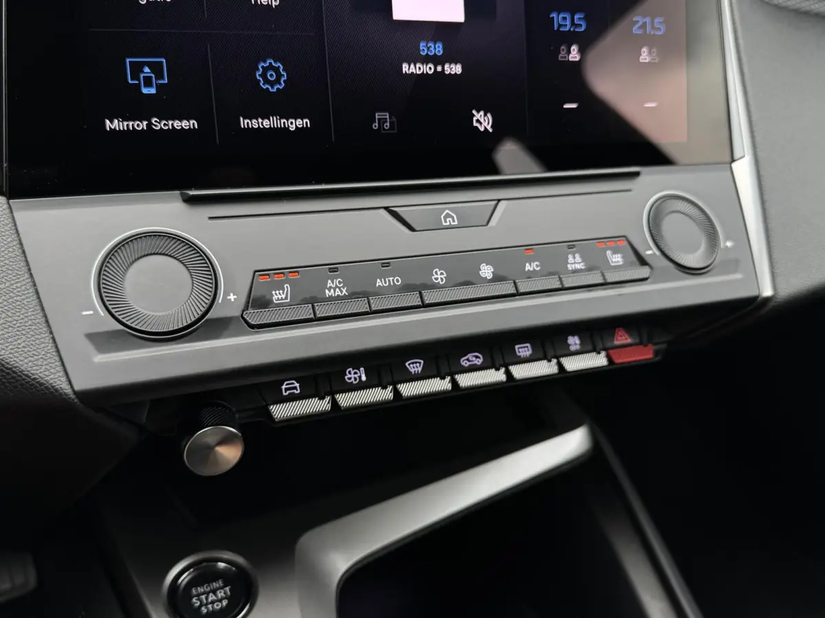 1.2 PureTech Active Pack Business | Carplay | Adaptive cruise | LED | DAB | Stoelverwarming | Sensoren