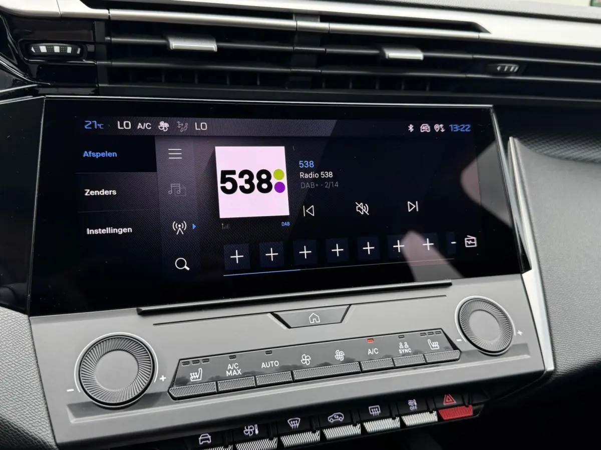 1.2 PureTech Active Pack Business | Carplay | Adaptive cruise | LED | DAB | Stoelverwarming | Sensoren