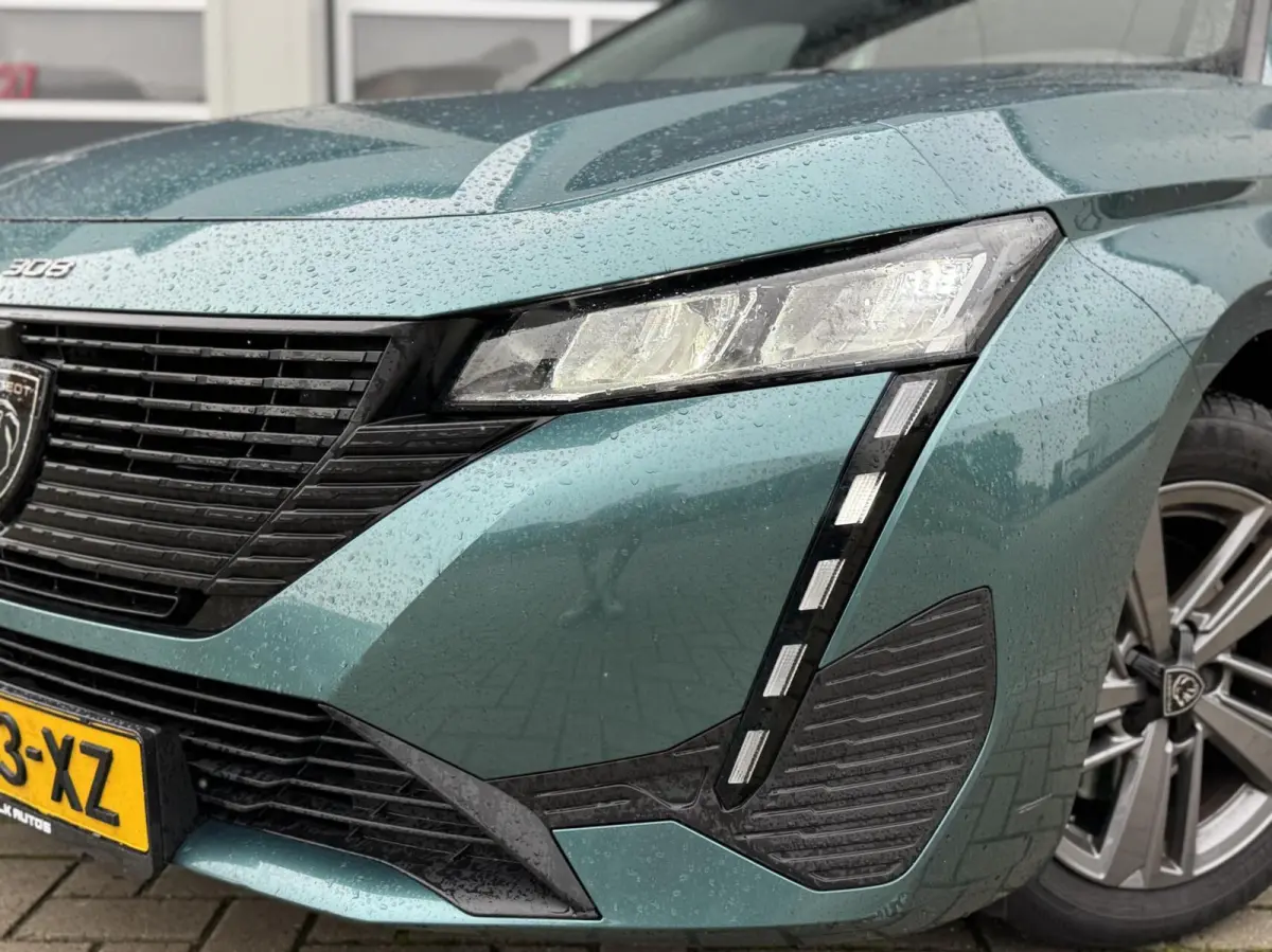1.2 PureTech Active Pack Business | Carplay | Adaptive cruise | LED | DAB | Stoelverwarming | Sensoren