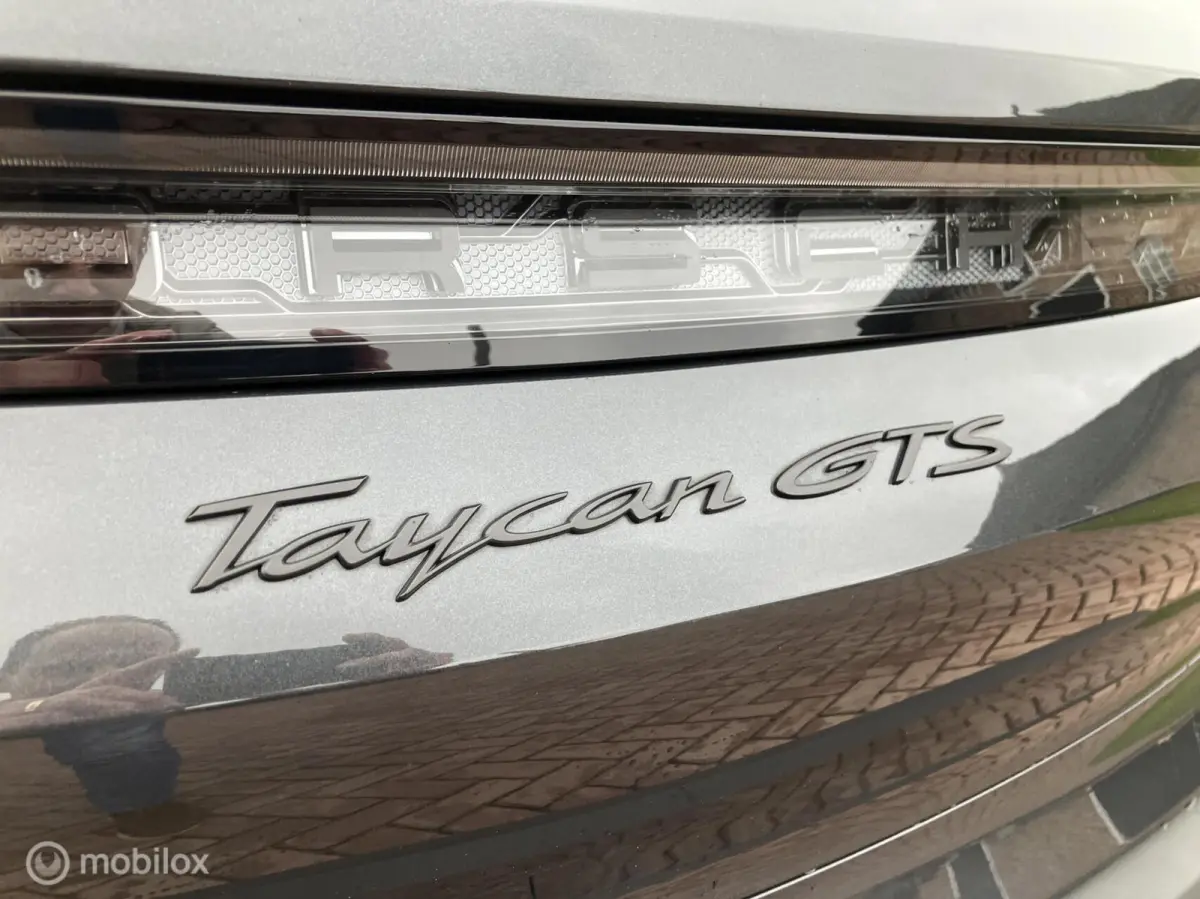 GTS 93kw Sport Chrono Sunshine