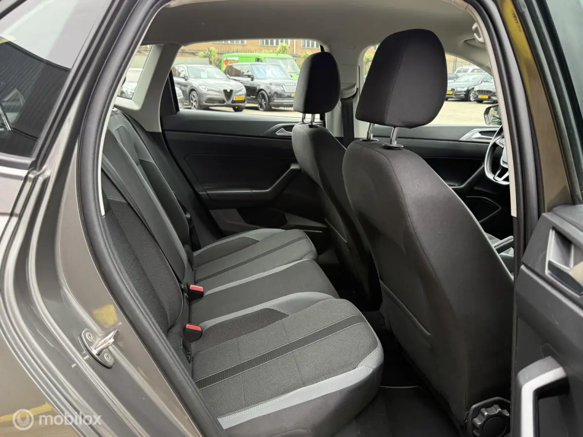 1.0 TSI R-Line LED | NAVI | CARPLAY