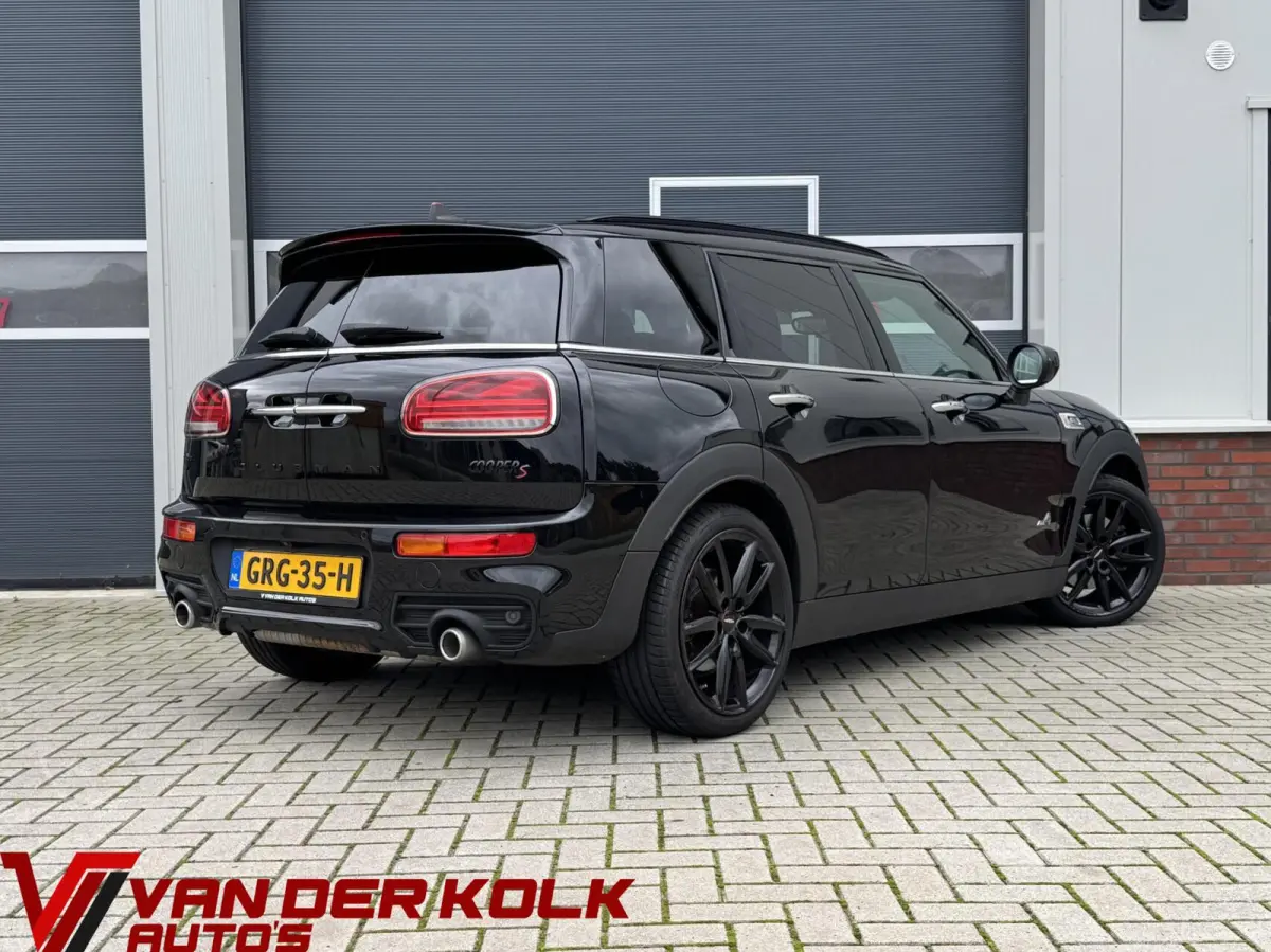 2.0 Cooper S ALL4 Chili Automaat | Panorama | Alcantara/Leder | Carplay | Head-up | LED | DAB | Sensoren