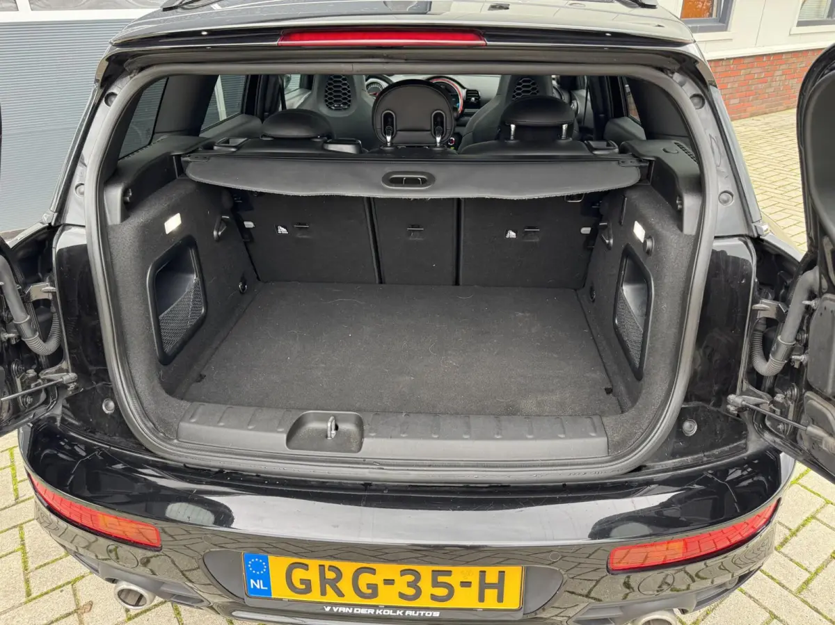 2.0 Cooper S ALL4 Chili Automaat | Panorama | Alcantara/Leder | Carplay | Head-up | LED | DAB | Sensoren