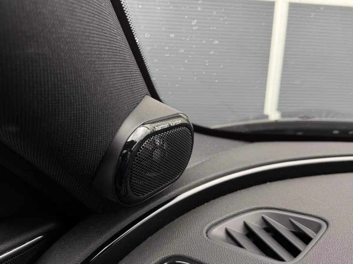 2.0 Cooper S ALL4 Chili Automaat | Panorama | Alcantara/Leder | Carplay | Head-up | LED | DAB | Sensoren