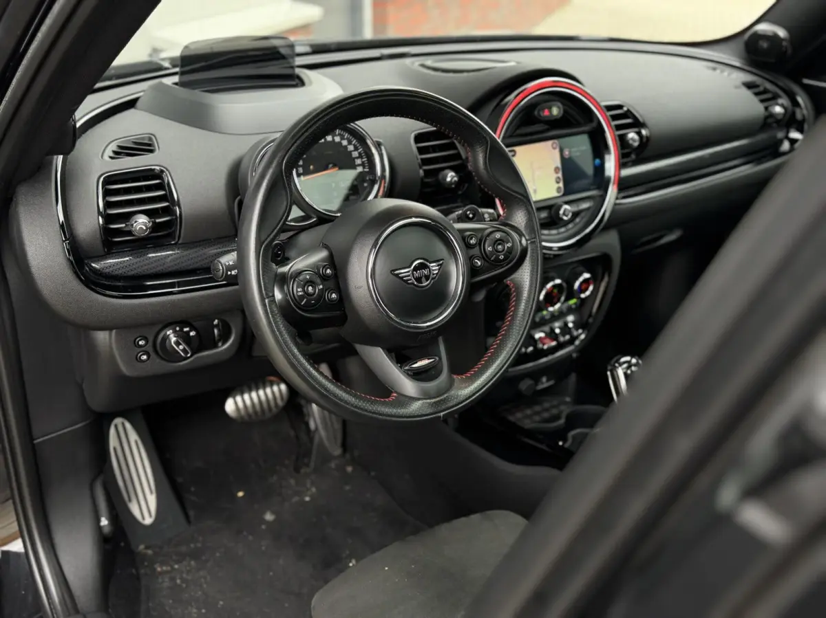2.0 Cooper S ALL4 Chili Automaat | Panorama | Alcantara/Leder | Carplay | Head-up | LED | DAB | Sensoren