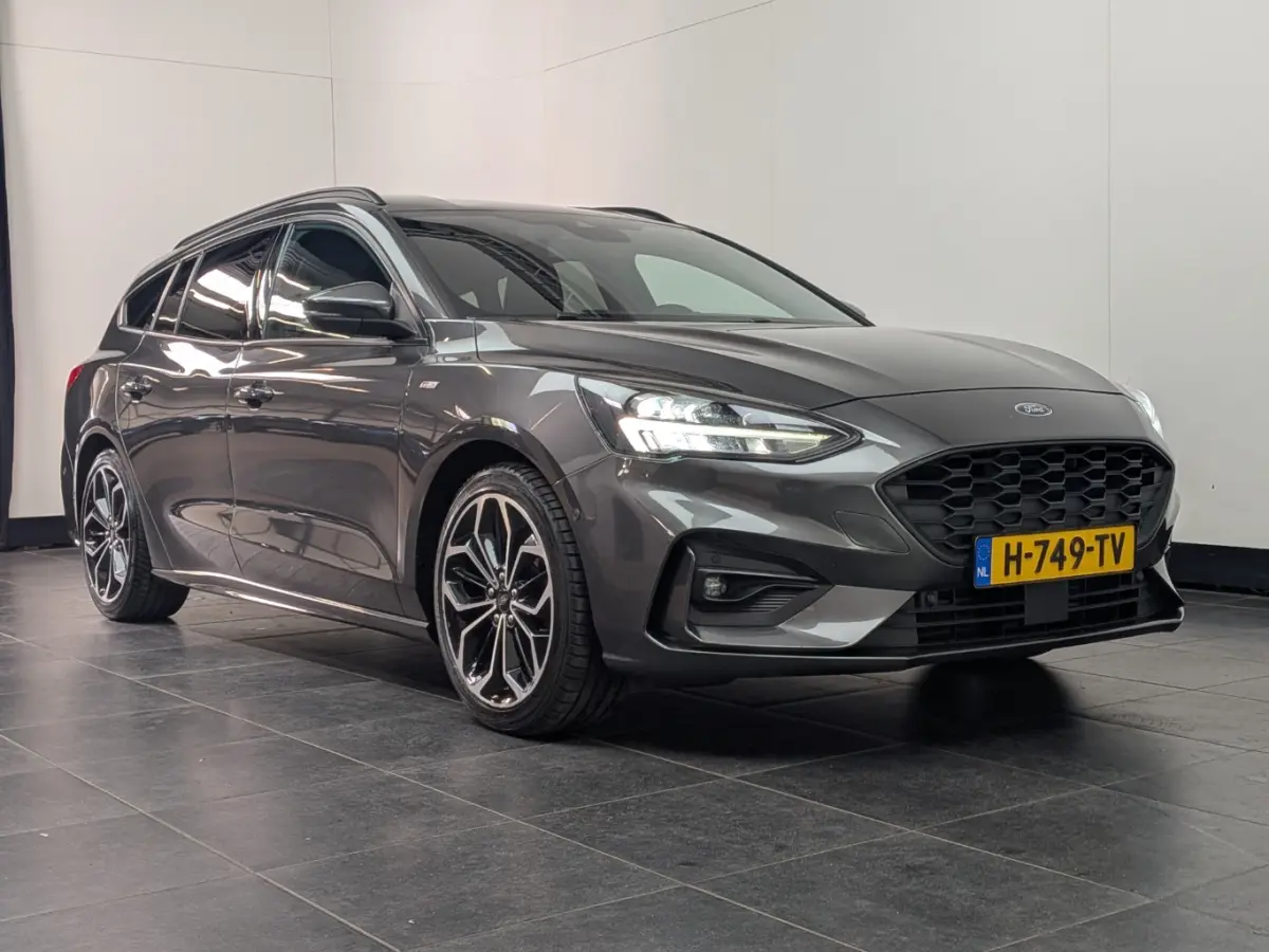 1.5 EcoBoost ST-Line Business | Achteruitrijcamera | Airco (automatisch) | Apple Carplay/Android Auto|telefoonintegratie premium