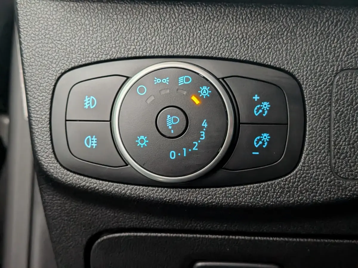 1.5 EcoBoost ST-Line Business | Achteruitrijcamera | Airco (automatisch) | Apple Carplay/Android Auto|telefoonintegratie premium