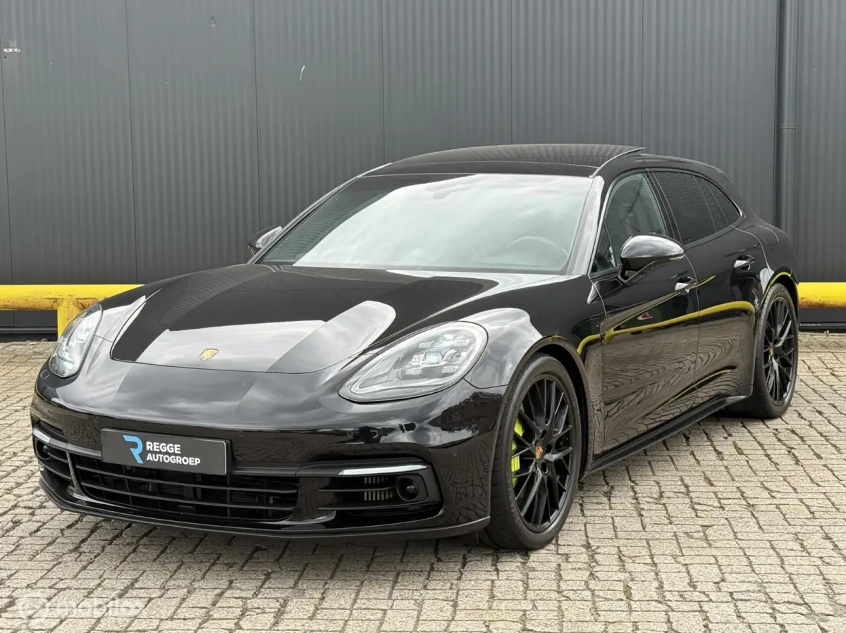 2.9 4 E-Hybrid ACC | PANORAMADAK