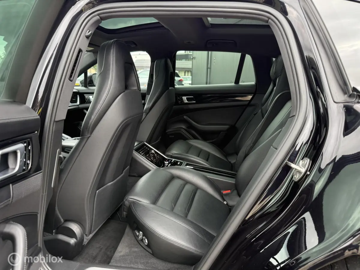 2.9 4 E-Hybrid ACC | PANORAMADAK