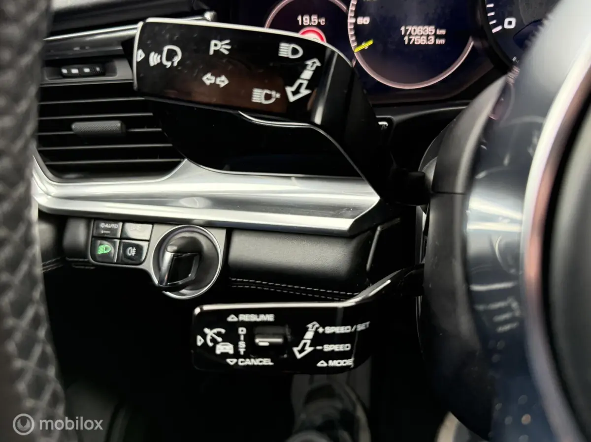 2.9 4 E-Hybrid ACC | PANORAMADAK