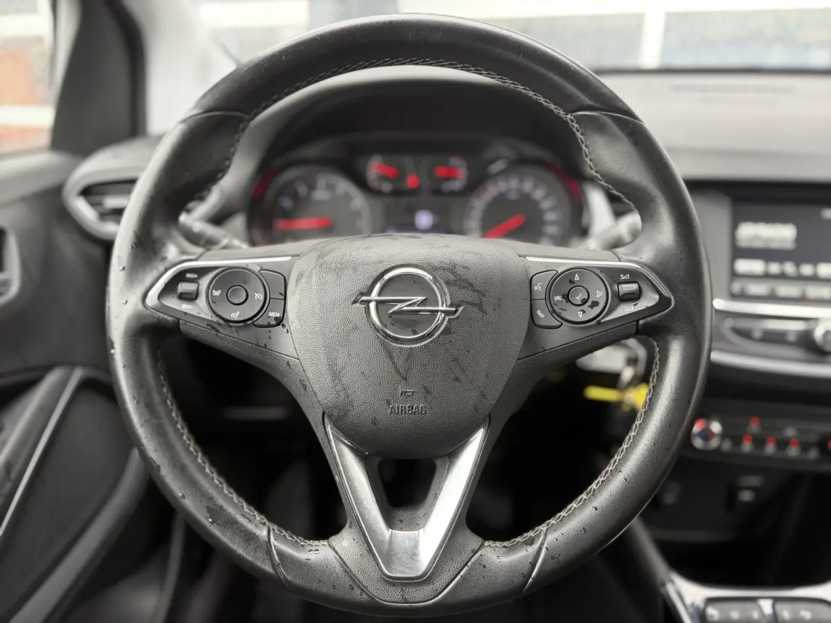 1.2 Turbo Online Edition 110pk | Apple Carplay/Android Auto | Cruise control | Dab | Lichtmetalen velgen 16" | Navigatiesysteem full map | Parkeersensor achter | Zeer nette auto!