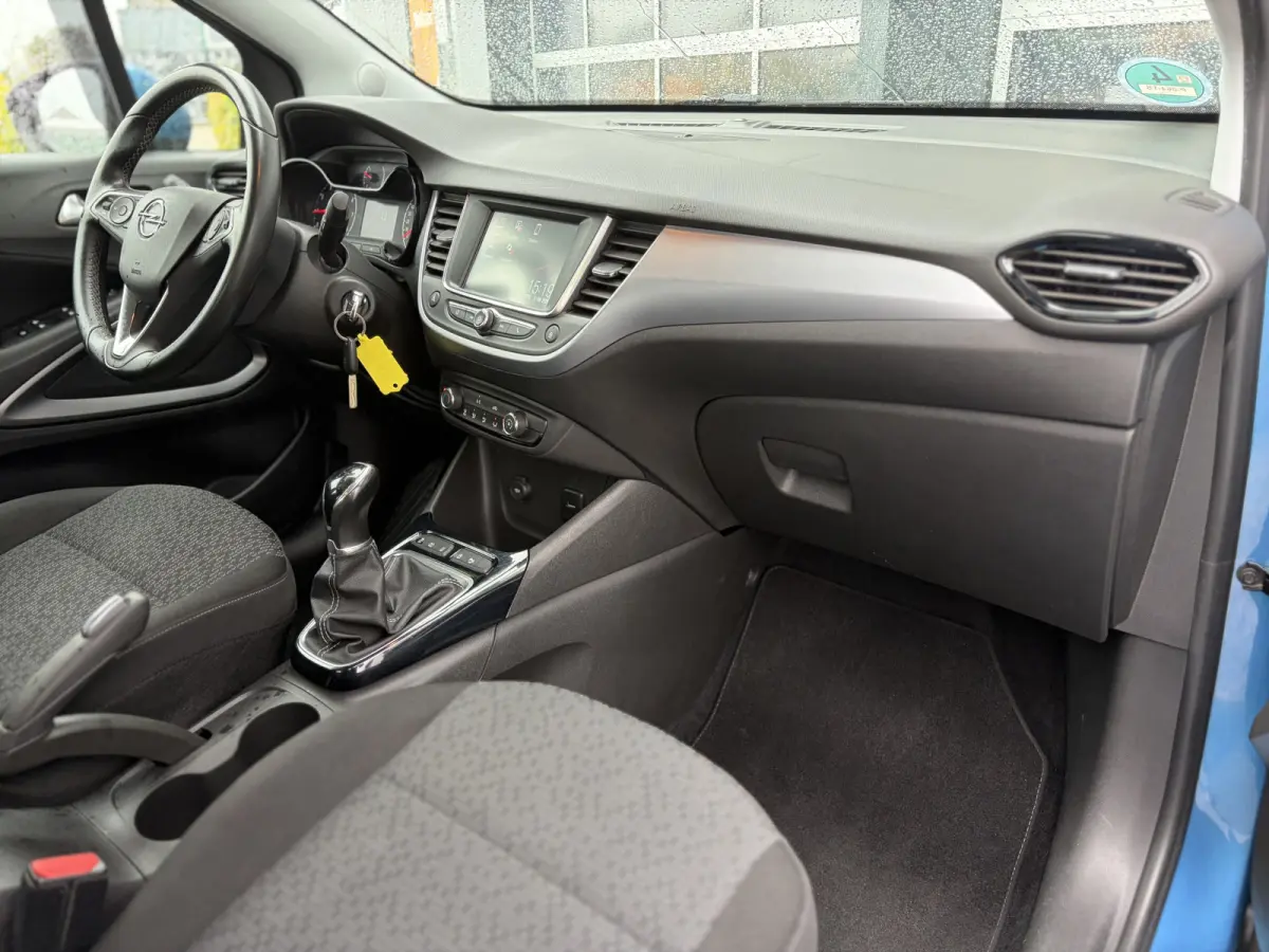 1.2 Turbo Online Edition 110pk | Apple Carplay/Android Auto | Cruise control | Dab | Lichtmetalen velgen 16" | Navigatiesysteem full map | Parkeersensor achter | Zeer nette auto!
