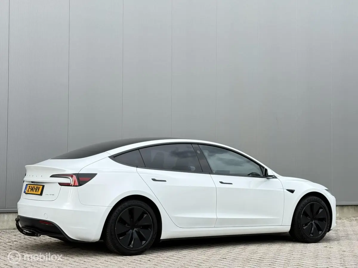 Premium Long Range AWD | Trekhaak | SOH 92,2%