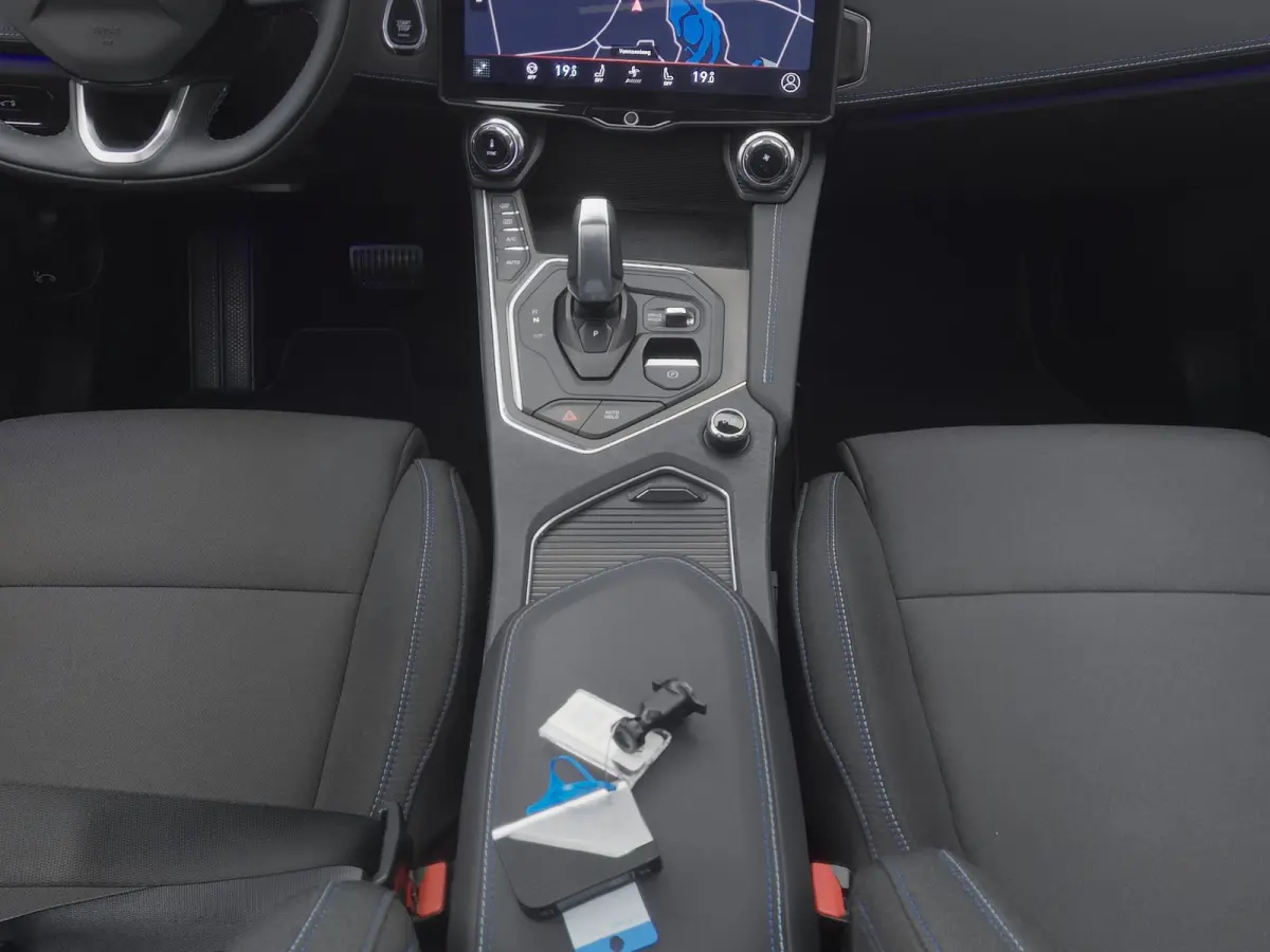 1.5 Plug-in Hybrid | 360° | BLACK | ZWARTE HEMEL | STUURVERWARMING | NLD AUTO