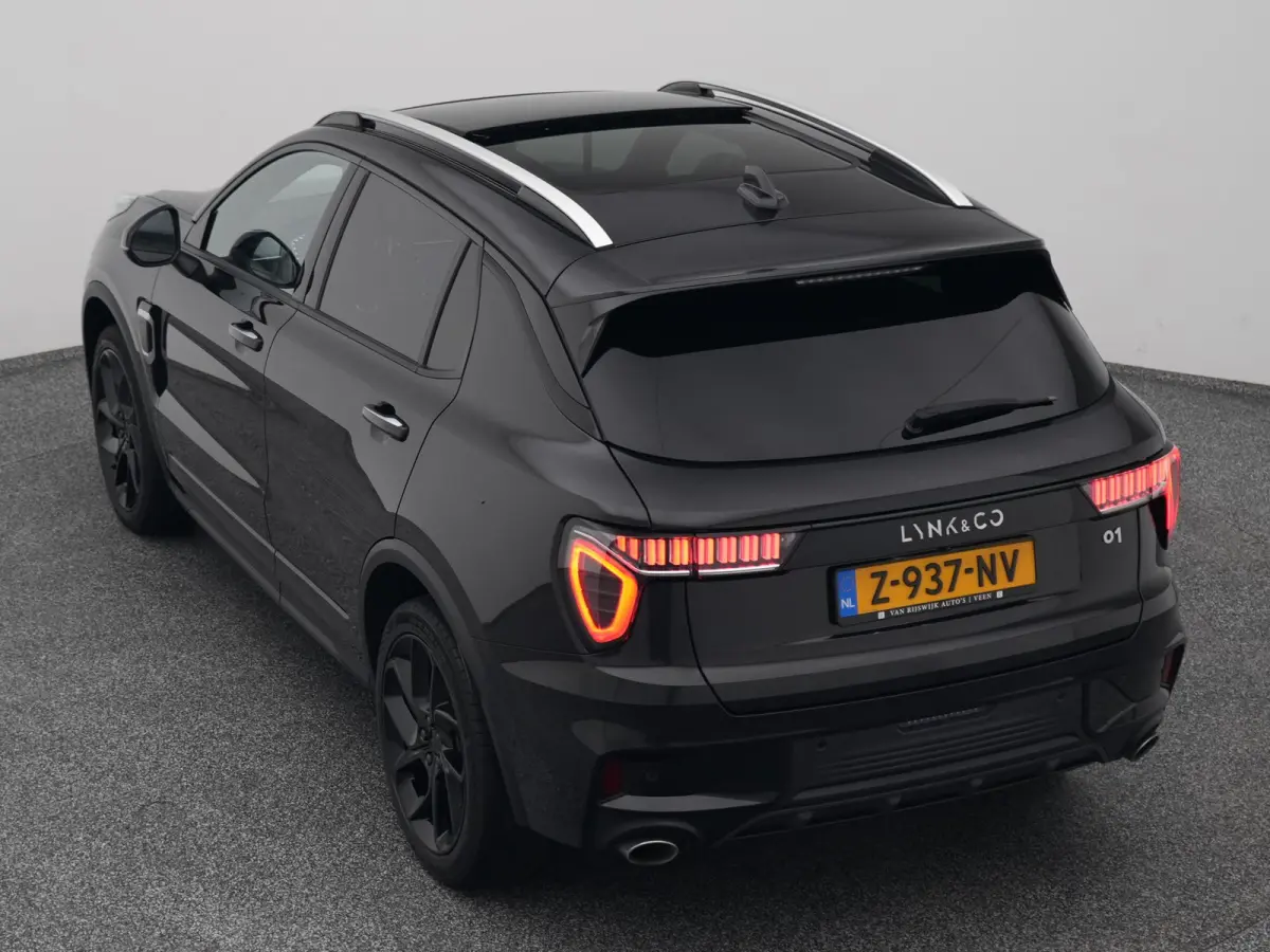 1.5 Plug-in Hybrid | 360° | BLACK | ZWARTE HEMEL | STUURVERWARMING | NLD AUTO