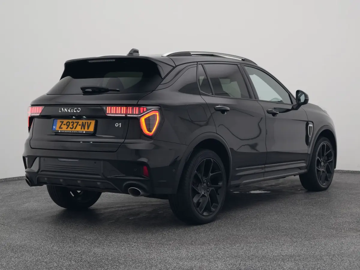 1.5 Plug-in Hybrid | 360° | BLACK | ZWARTE HEMEL | STUURVERWARMING | NLD AUTO