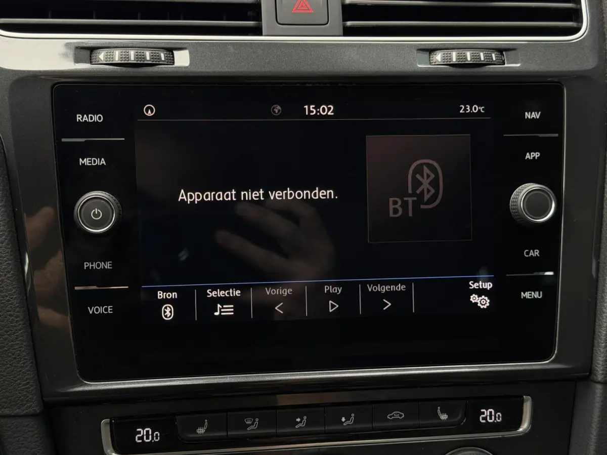 - 1.0 TSI Comfortline Business ADAPT.CRUISE | CARPLAY | STOELVERW | NAV | PDC | DAB