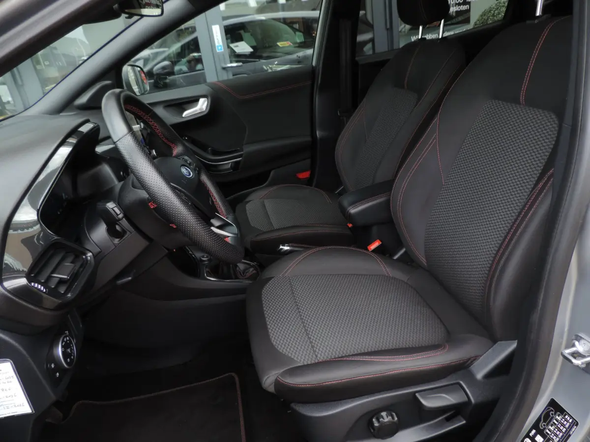 1.0-T 125PK ST-Line 54.000km | PDC | Winterpack | 17” | CarPlay | Bluetooth | Priv.glas | Navi | Cruise contr