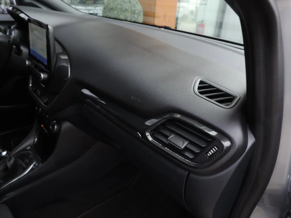 1.0-T 125PK ST-Line 54.000km | PDC | Winterpack | 17” | CarPlay | Bluetooth | Priv.glas | Navi | Cruise contr