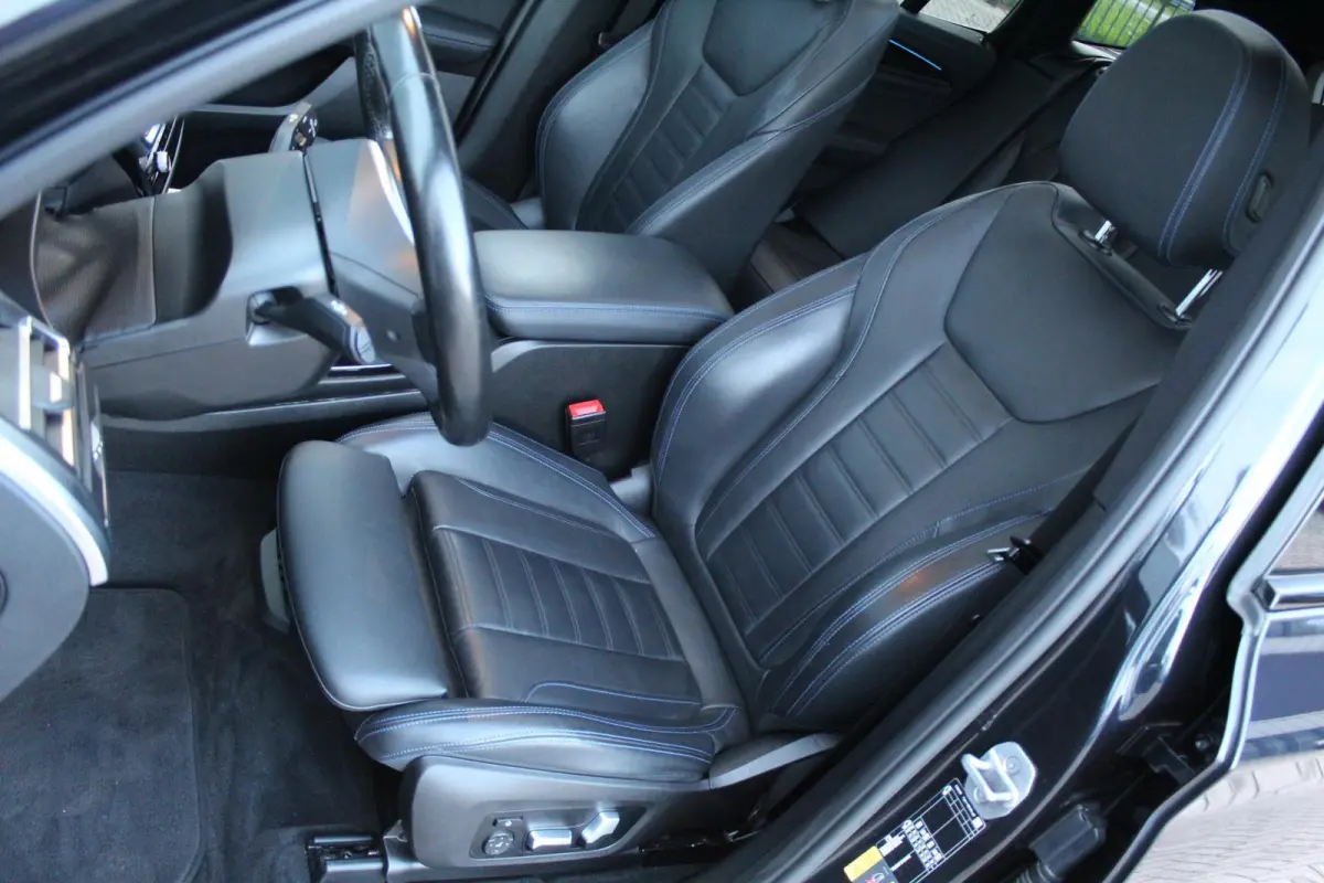 High Executive 80 kWh M-Sport/Pano/Trekhaak/360cam