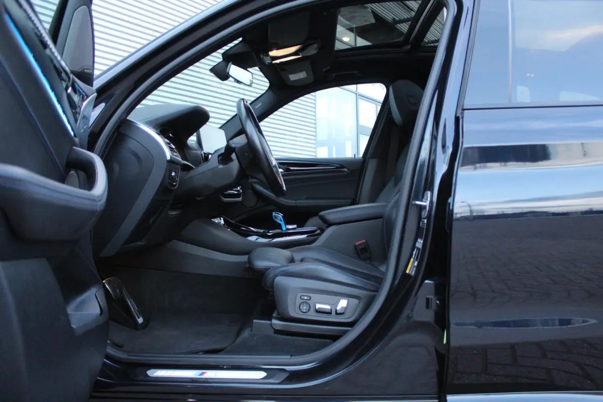 High Executive 80 kWh M-Sport/Pano/Trekhaak/360cam