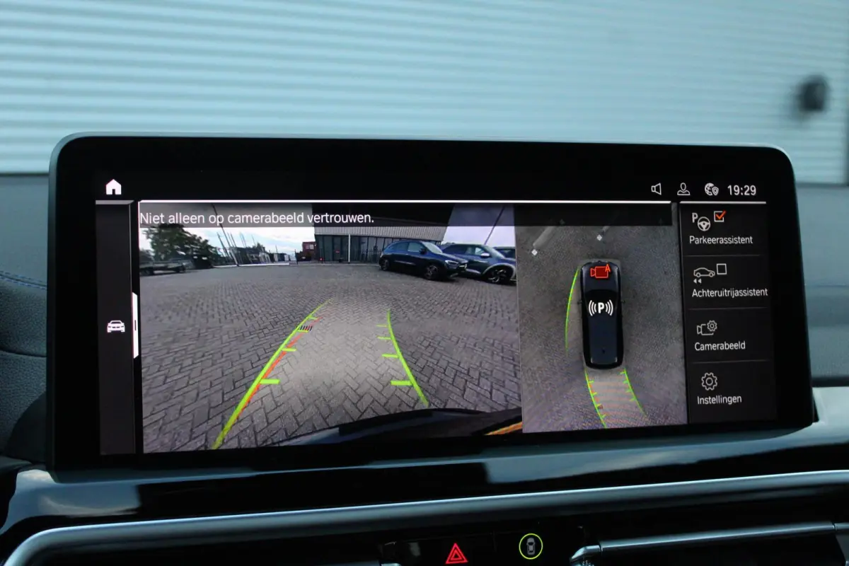 High Executive 80 kWh M-Sport/Pano/Trekhaak/360cam