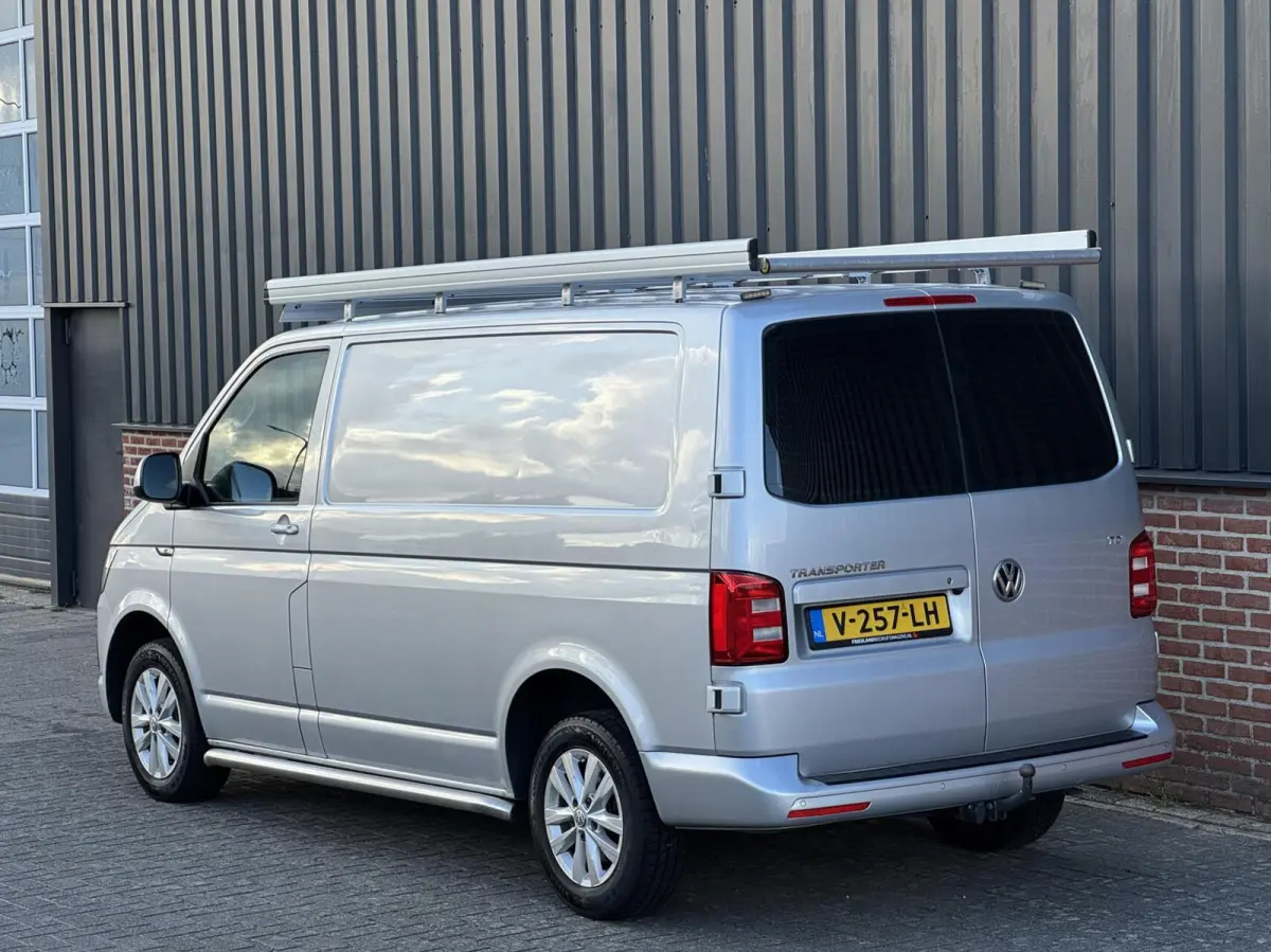 2.0 TDI 150pk Highline Trekhaak/Camera/Carplay/Navi/16"/Imperiaal