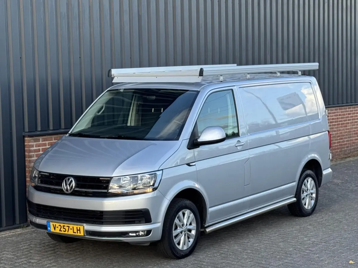 2.0 TDI 150pk Highline Trekhaak/Camera/Carplay/Navi/16"/Imperiaal