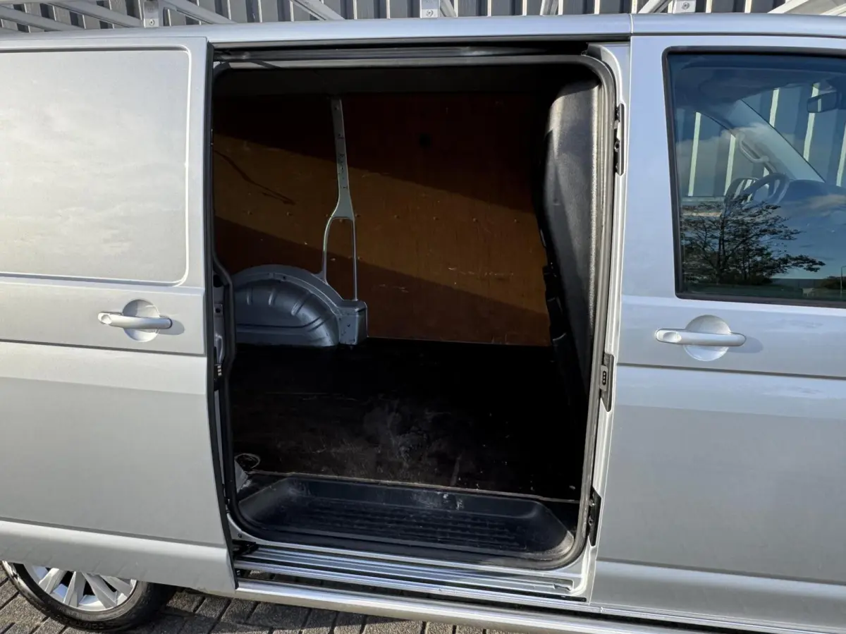 2.0 TDI 150pk Highline Trekhaak/Camera/Carplay/Navi/16"/Imperiaal