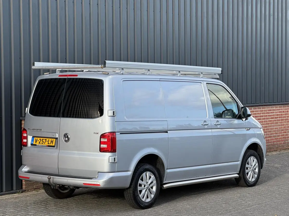 2.0 TDI 150pk Highline Trekhaak/Camera/Carplay/Navi/16"/Imperiaal