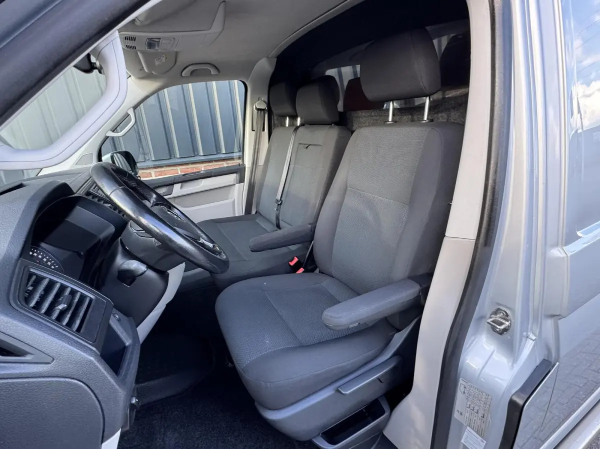 2.0 TDI 150pk Highline Trekhaak/Camera/Carplay/Navi/16"/Imperiaal