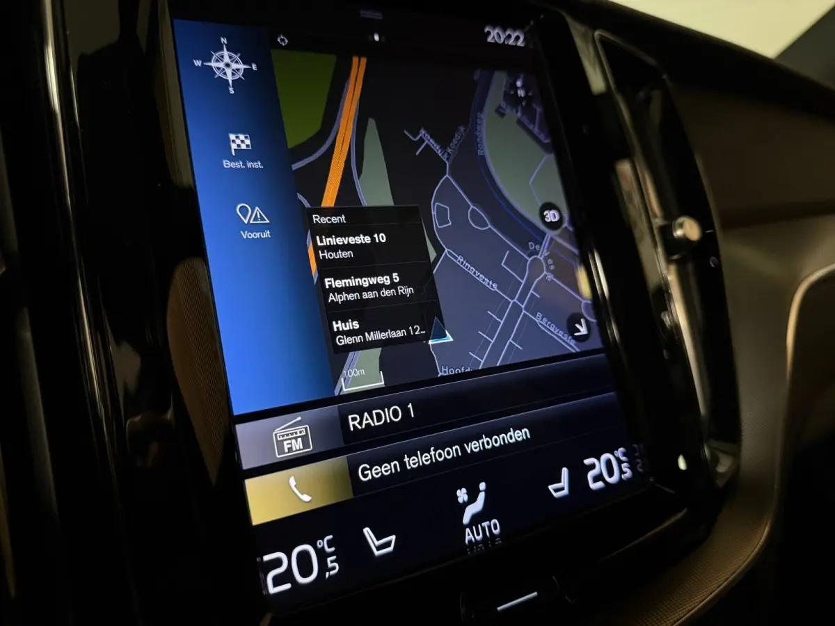 T8 AWD Recharge R-Design | Trekhaak | Parkeercamera | Schuifdak | Cruise Control | Stoelverwarming | Stuurwielverwarming | Schuifdak | Full LED Meesturende koplampen | Pilot Assist | BLIS Do