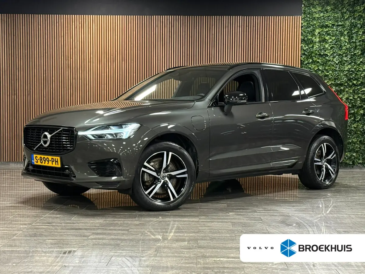 T8 AWD Recharge R-Design | Trekhaak | Parkeercamera | Schuifdak | Cruise Control | Stoelverwarming | Stuurwielverwarming | Schuifdak | Full LED Meesturende koplampen | Pilot Assist | BLIS Do