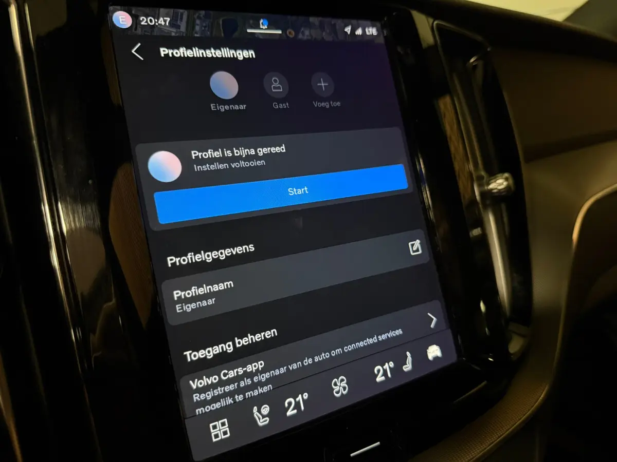 T6 AWD Recharge Plus Dark | 360° Camera | Harman Kardon | Adaptieve Cruise Control | Stoelverwarming voor+achter | Stuurwielverwarming | Parkeercamera | Full LED Meesturende koplampen | Pil