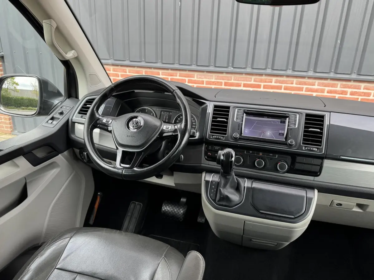 2.0 TDI 150pk Highline Trekhaak/Leder/Adap.Cruise/Carplay/LED/Navi/18"