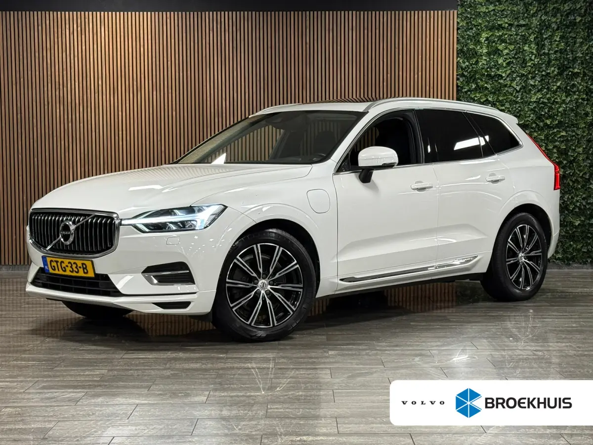 T8 AWD Recharge Inscription | Luchtvering | Trekhaak | Crystal White | Harman Kardon | Adaptieve Cruise Control | Standkachel met Volvo On Call App | Parkeercamera | Pilot Assist | BLIS Dode