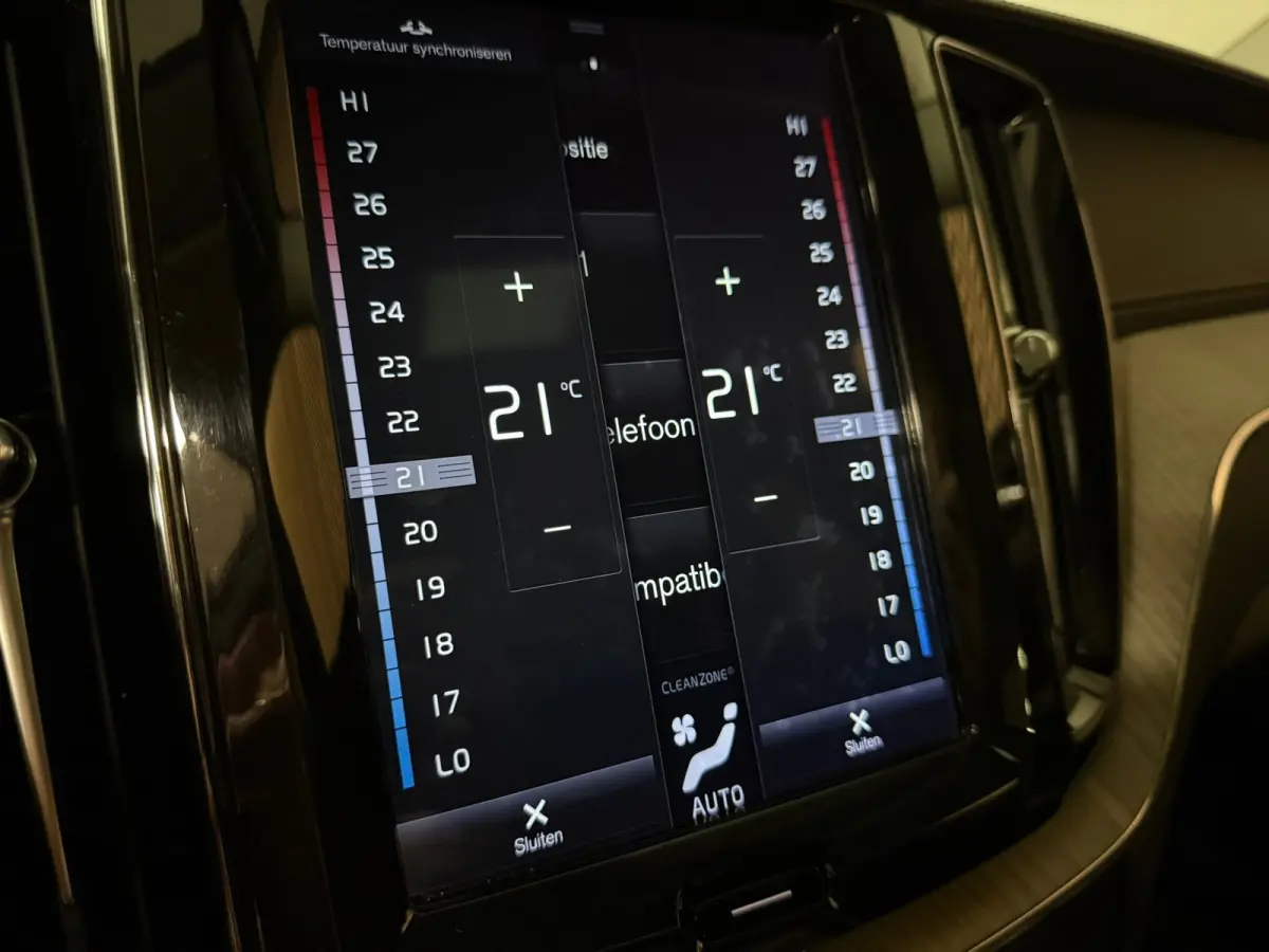 T8 AWD Recharge Inscription | Luchtvering | Trekhaak | Crystal White | Harman Kardon | Adaptieve Cruise Control | Standkachel met Volvo On Call App | Parkeercamera | Pilot Assist | BLIS Dode