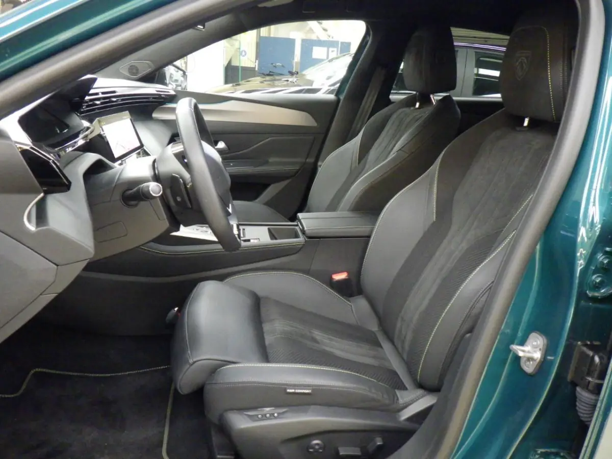 1.2 Hybrid 145 e-DCS6 GT Leder Alcantara