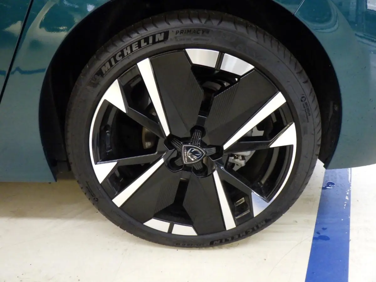 1.2 Hybrid 145 e-DCS6 GT Leder Alcantara