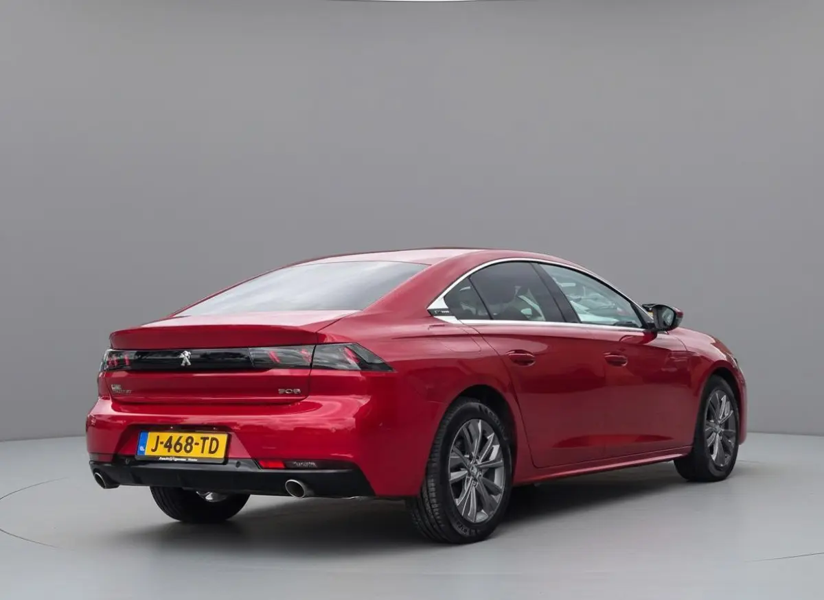 1.6 HYbrid 225pk Allure | Camera | Adaptive cruise | Apple Carplay | Elektrische achterklep