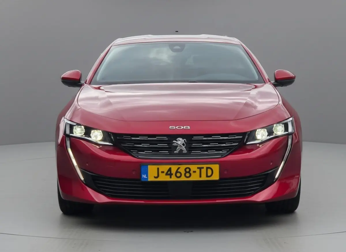 1.6 HYbrid 225pk Allure | Camera | Adaptive cruise | Apple Carplay | Elektrische achterklep