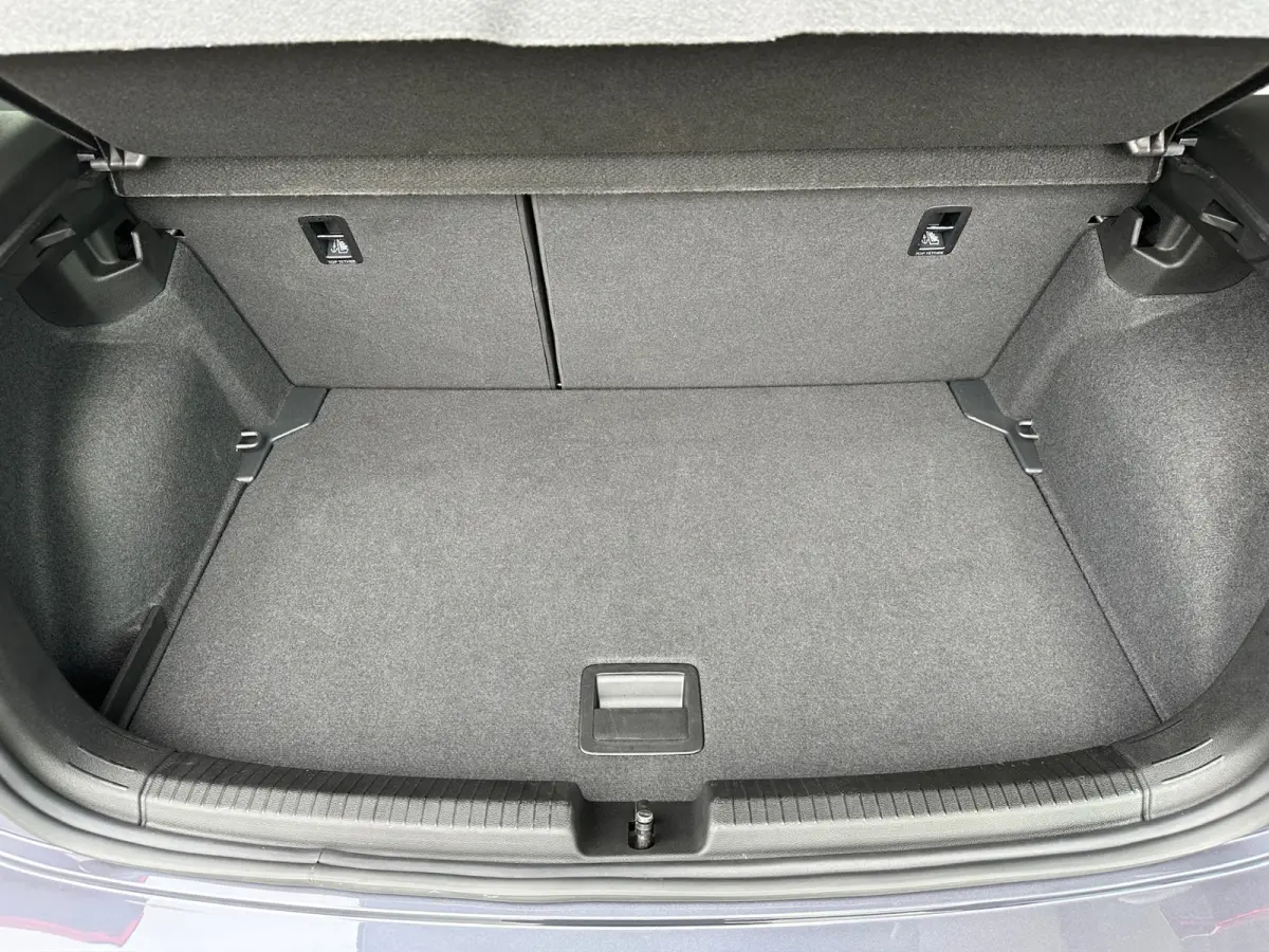 1.0 TSI DSG 115pk Goal | Camera | Trekhaak | Climate | Stoelverwarming | Navi | 4-Season banden | Rijklaar incl. garantie