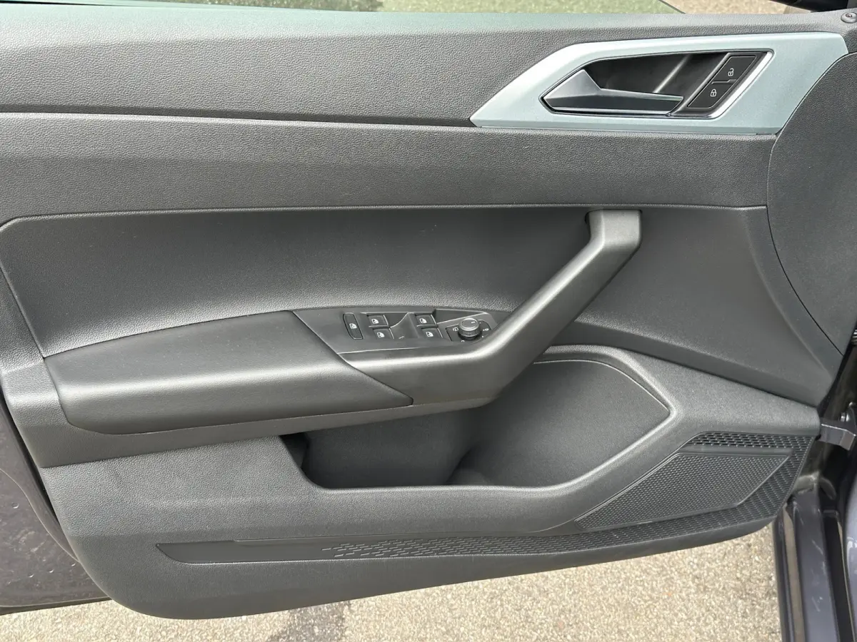 1.0 TSI DSG 115pk Goal | Camera | Trekhaak | Climate | Stoelverwarming | Navi | 4-Season banden | Rijklaar incl. garantie