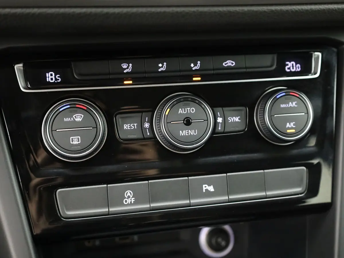 1.2 TSI Comfortline | Trekhaak | Camera | PDC V&A | Navi | Prijs Rijklaar!!