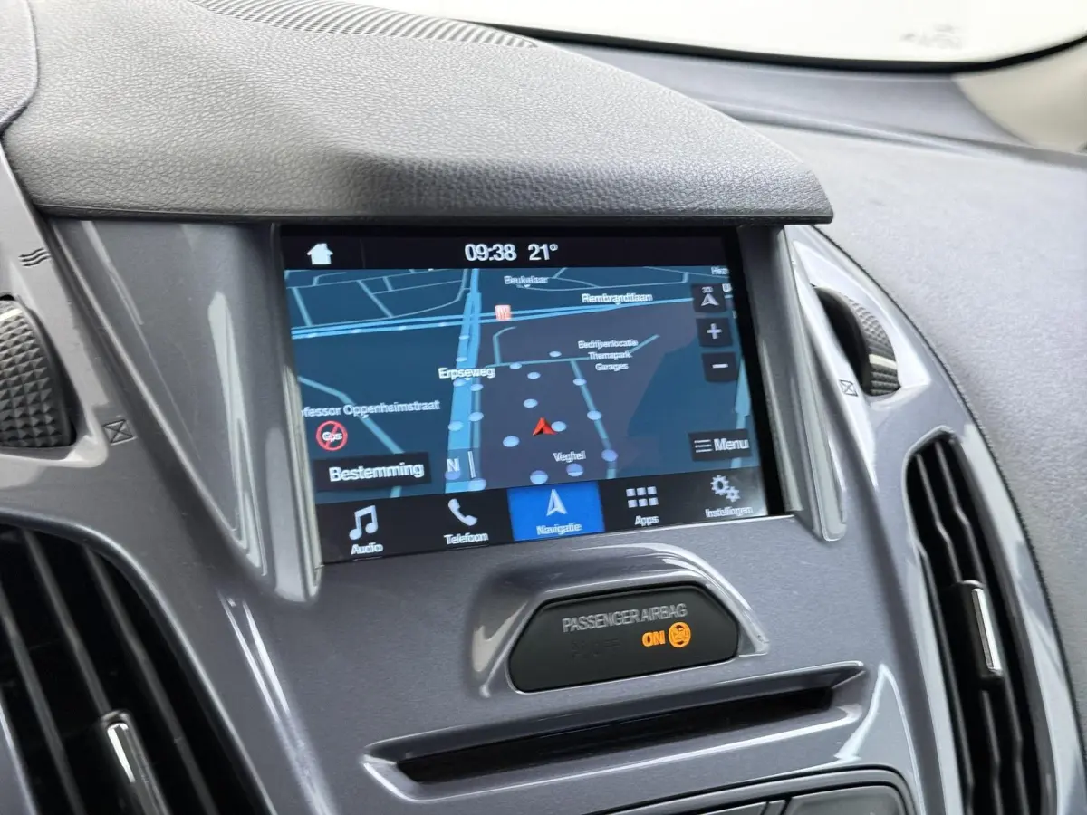 1.0 EcoBoost Titanium