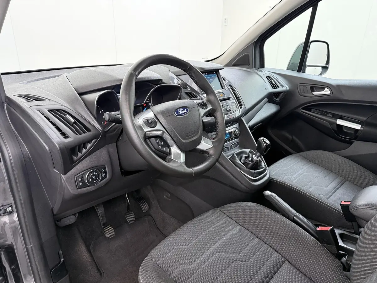 1.0 EcoBoost Titanium