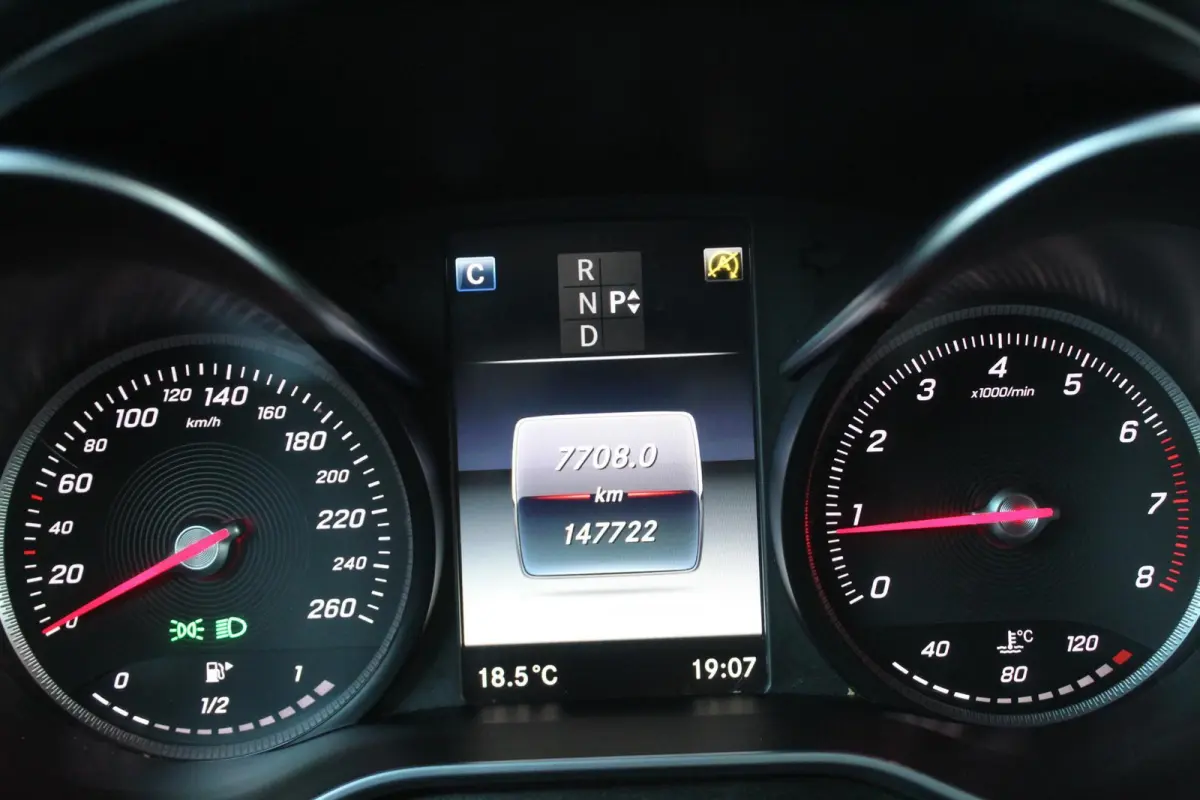 250 4MATIC Ambition
